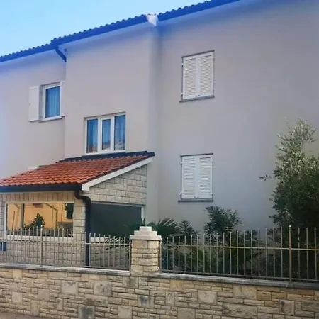 Bellistra Apartman - E Apartment